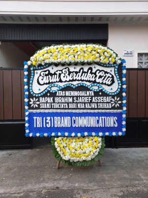Papan Bunga Duka di Passue